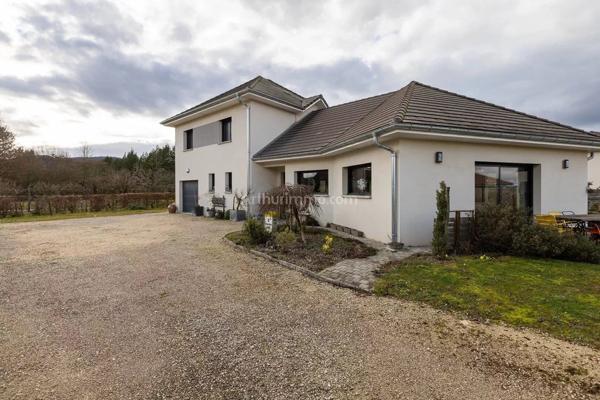 Vente Maison 5 pièces 140 m2 à Arboys-en-Bugey