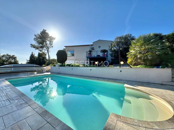 Carqueiranne (83320) Villa aux grandes dimensions avec piscine dans un environnement verdoyant