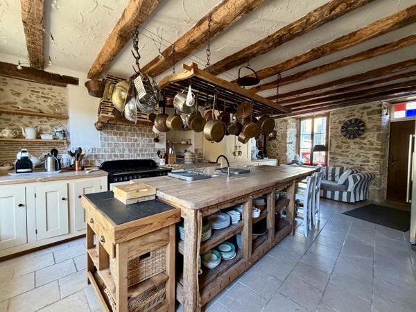 Maison à vendre à Rochechouart (87600) - Haute-Vienne