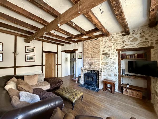 Maison à vendre à Rochechouart (87600) - Haute-Vienne