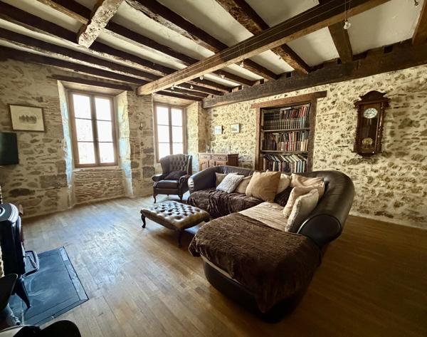 Maison à vendre à Rochechouart (87600) - Haute-Vienne