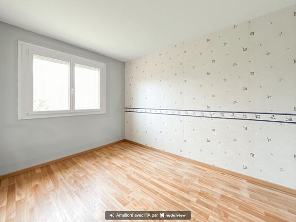 Appartement T5 d'environ 81 m² avec balcon et parking Mérignac