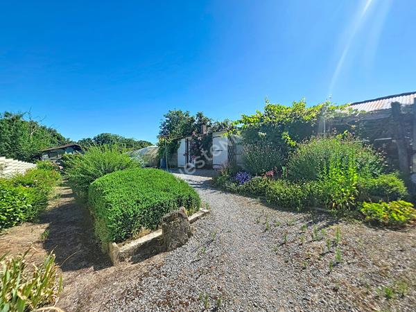 Maison A VENDRE à Saint Herblon, calme de la campagne, dépendances, aucun vis à vis