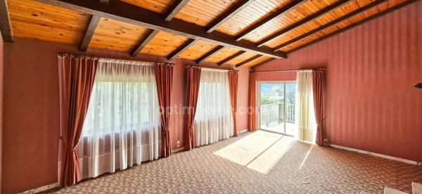 CHATENOIS-LES-FORGES (90700) – MAISON 177 m² – 3 CHAMBRES / POSSIBILITÉ 6 (60 m² COMBLES AMENAGEABLES) – 2 GARAGES – POTENTIEL LOGEMENT INDEPENDANT DE 60 m²