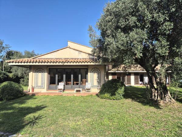 Maison 8 pièces - 316 m² Bien prestige