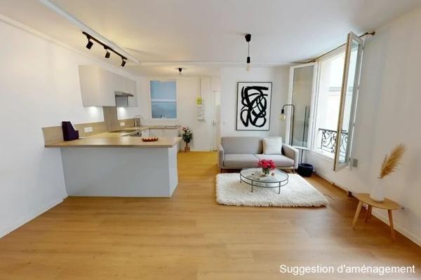 Spacieux deux pièces rue de la Fontaine au Roi