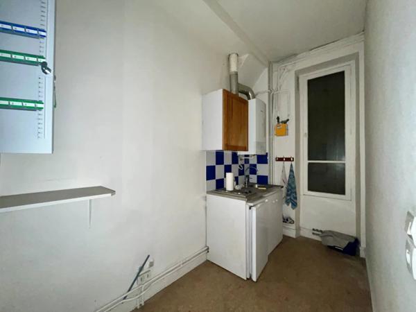 Vente Local commercial 3 pièces à Paris 20