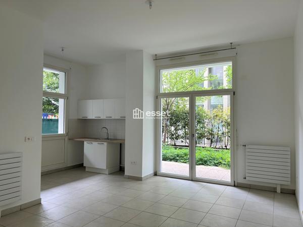Location Appartement 2 pièces 47.1 m² - Paris 75014