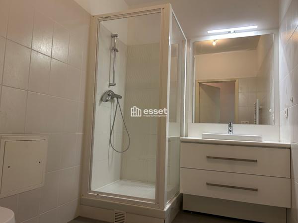 Location Appartement 2 pièces 47.1 m² - Paris 75014
