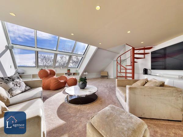 Appartement de Standing style loft 257m2 au sol 187 m2 habitable cave à vin