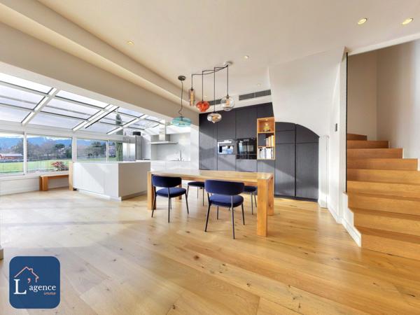 Appartement de Standing style loft 257m2 au sol 187 m2 habitable cave à vin