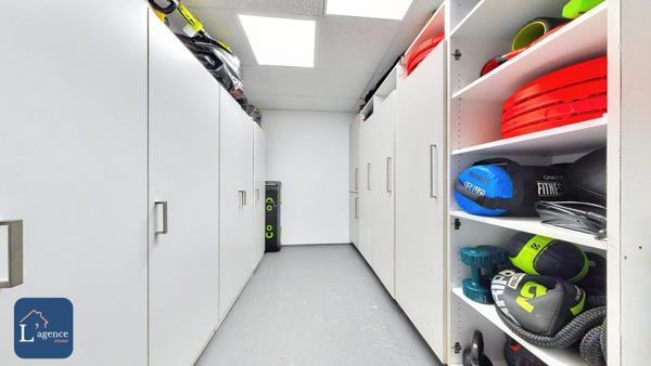 Appartement de Standing style loft 257m2 au sol 187 m2 habitable cave à vin