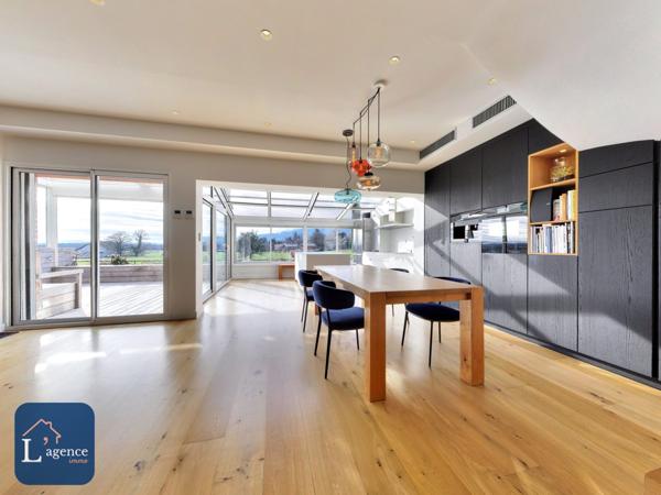 Appartement de Standing style loft 257m2 au sol 187 m2 habitable cave à vin