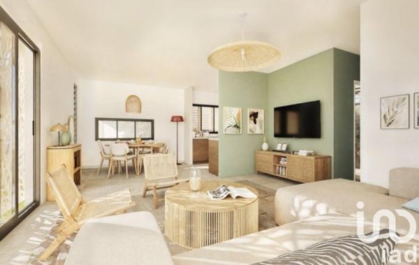 Maison d’architecte 4 pièces de 99 m² à LA SALINE-LES-BAINS (97434)