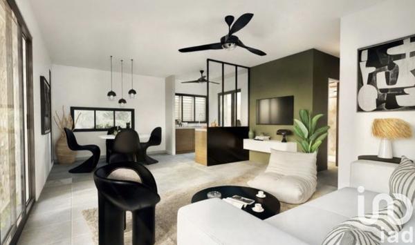 Maison d’architecte 4 pièces de 99 m² à LA SALINE-LES-BAINS (97434)