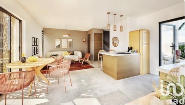 Maison d’architecte 4 pièces de 99 m² à LA SALINE-LES-BAINS (97434)