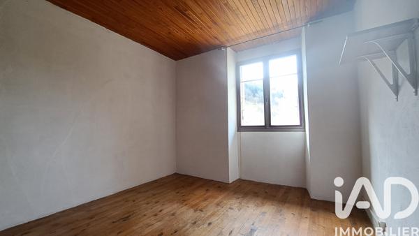 Maison à vendre 4 pièces 70,8 m² Saint-Julien-Vocance