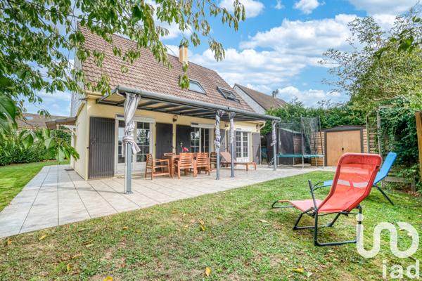 Maison à vendre 6 pièces 120 m² Bussy-Saint-Georges