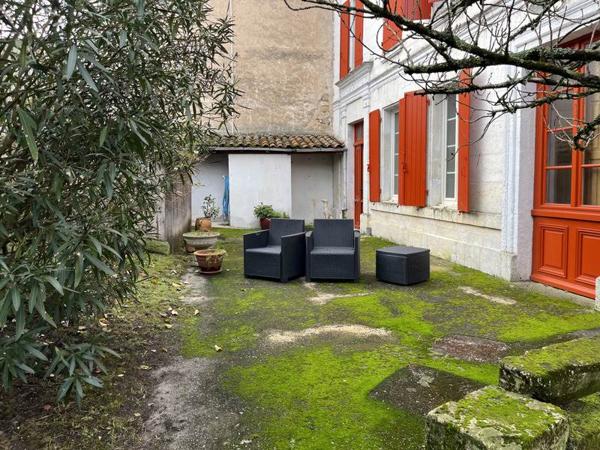 Maison à vendre |  Brossac |  7 pièces | 174 m²