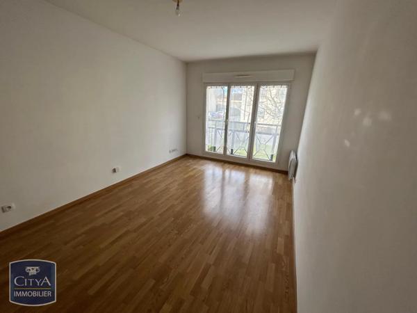 Appartement à louer 2 pièces 41.4m² Beauvais (60000)