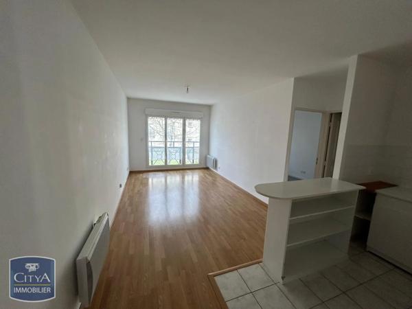 Appartement à louer 2 pièces 41.4m² Beauvais (60000)
