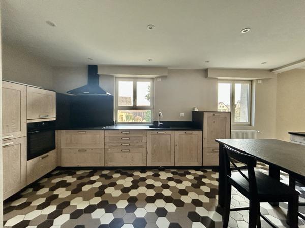 Niedermorschwihr (68230) Maison 6P, 165m2, terrain 15A, piscinable, garage, Niedermorschwihr, Vignoble.