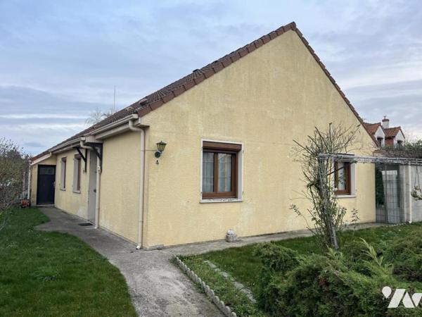 MAISON individuelle semi plain pied au pont du Leu, quartier agréable