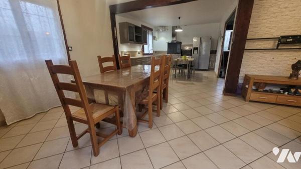 MAISON individuelle semi plain pied au pont du Leu, quartier agréable