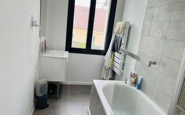 Appartement à louer    4 pièces • 87,04 m2 Urcel