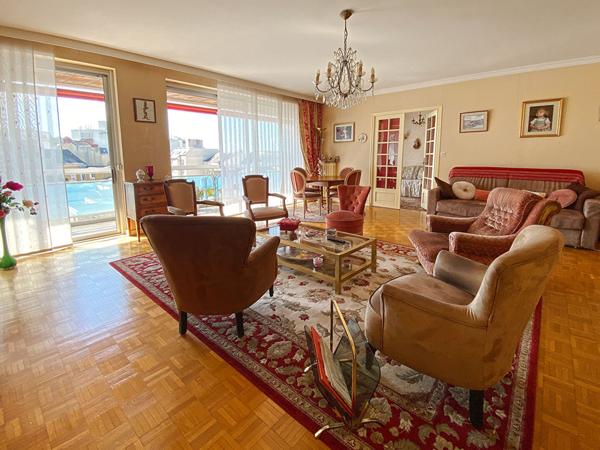 T4 LE MANS CENTRE AVEC CAVE ET GARAGE