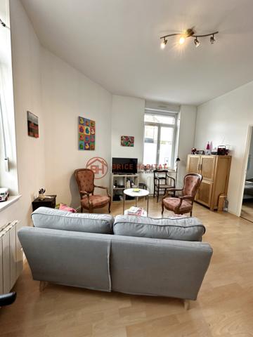 Immeuble 76 m²