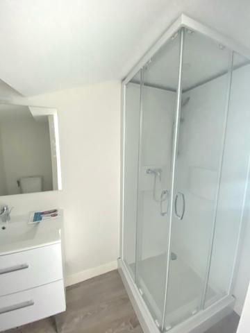Appartement
                                                                                                                                                                                                                                                                                                                        2 pièce(s)                                                                                                                                                                                                          1 chambre(s)                                                                                                                                                                                                          32.7  m²