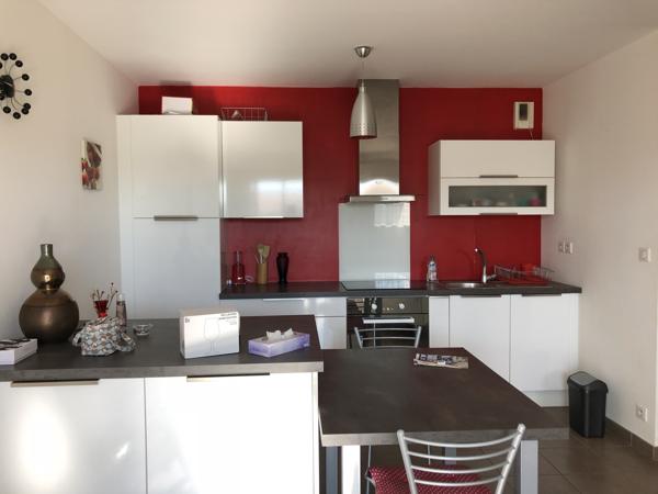 Appartement
                                                                                                                                                                                                                                                                                                                        3 pièce(s)                                                                                                                                                                                                          2 chambre(s)                                                                                                                                                                                                          59  m²