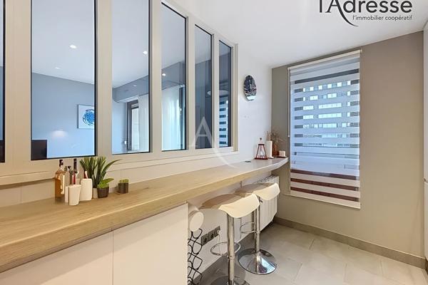 Suresnes - 2 pièces 50m² avec balcons, cave - Parking en sus