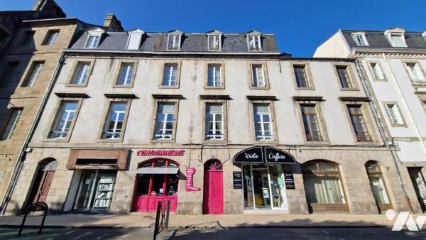 PLACE CHARLES DE GAULLE-APPARTEMENT LUMINEUX DE 89 M²