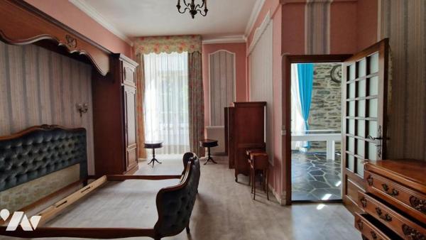 PLACE CHARLES DE GAULLE-APPARTEMENT LUMINEUX DE 89 M²