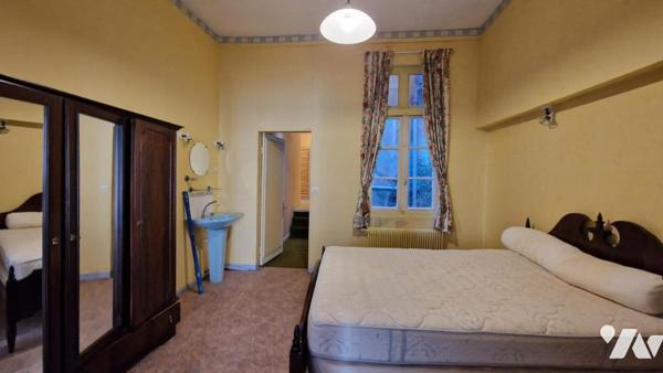 PLACE CHARLES DE GAULLE-APPARTEMENT LUMINEUX DE 89 M²