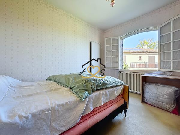 Cournon-d'Auvergne (63800) Villa de 240m2 avec appartement indépendant