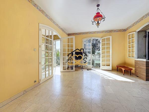 Cournon-d'Auvergne (63800) Villa de 240m2 avec appartement indépendant