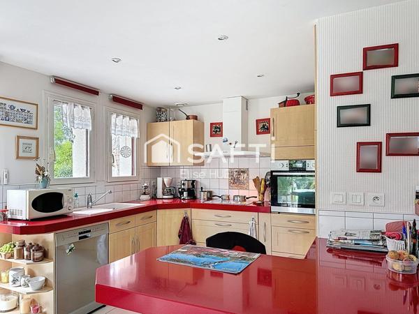 QUARTIER GASTINES, PAVILLON 4 CHAMBRES, TERRAIN 1500M2