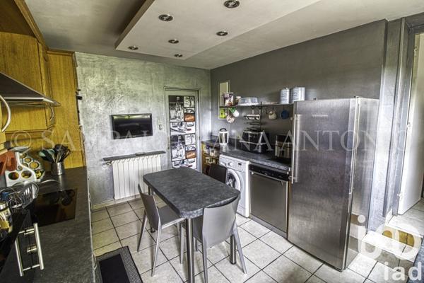 Maison 6 pièces de 165 m² à Puiseaux (45390)