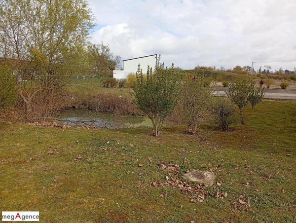 Bureaux à VARENNES-SUR-ALLIER, 03150 - 9633m²