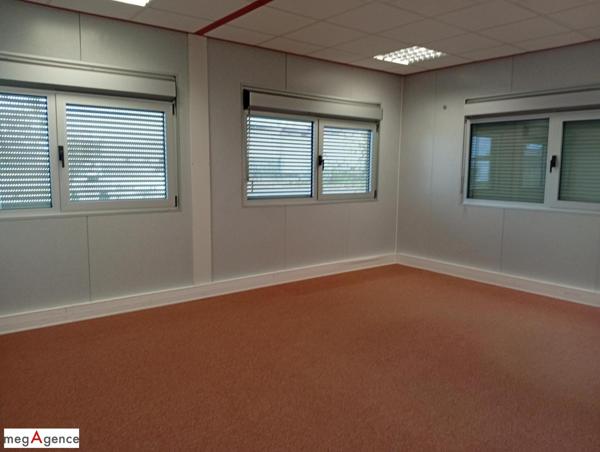 Bureaux à VARENNES-SUR-ALLIER, 03150 - 9633m²