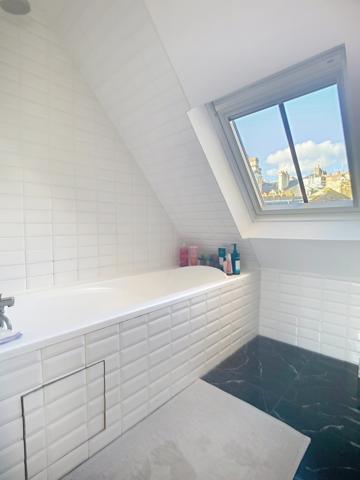 Duplex dernier étage centre-ville.