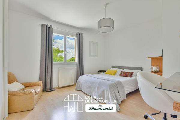 Maison
         8 pièces
        - 160 m² Exclusivité