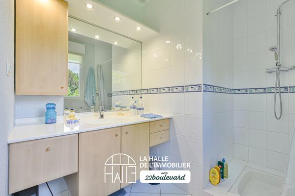 Maison
         8 pièces
        - 160 m² Exclusivité