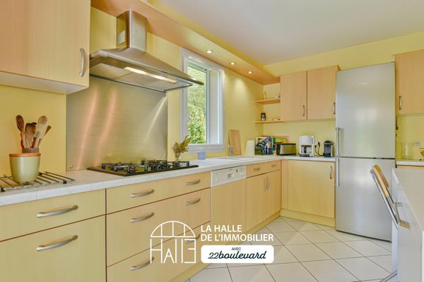 Maison
         8 pièces
        - 160 m² Exclusivité