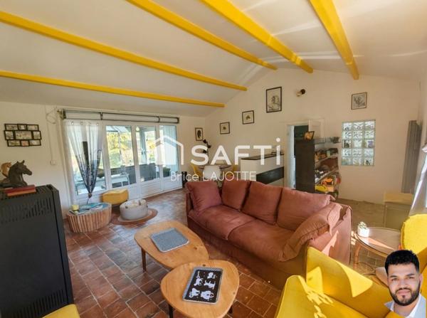 Maison de campagne calme, 2 chambres, dressing, véranda et jardin arboré.