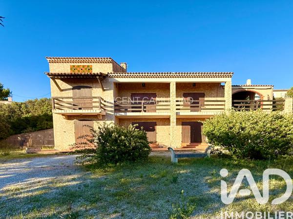 Maison à vendre 6 pièces 200 m² Sanary-sur-Mer