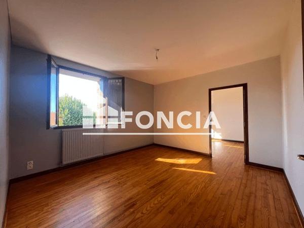 Location Appartement 4 pièces 72 m² - 44 RUE PASTEUR Le Chambon Feugerolles 42500